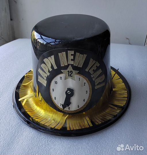 Карнавальная шляпа часы