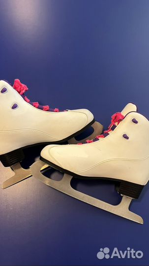 Коньки фигурные женские 38 размер