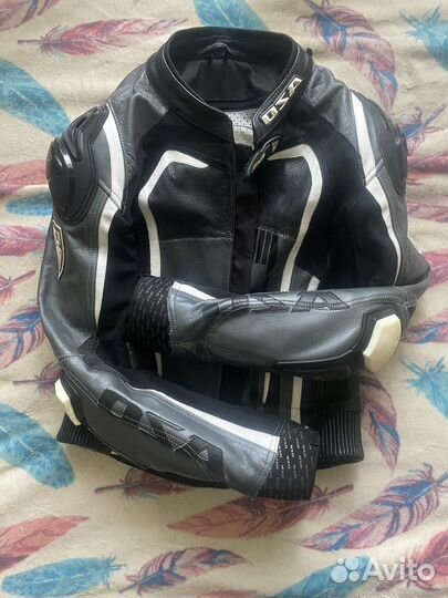 Мотокомбинезон раздельный кожаный