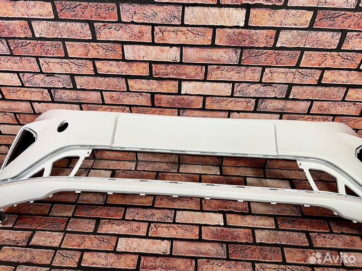 Бампер перед белый новый VW Polo 6 2020-2023 года