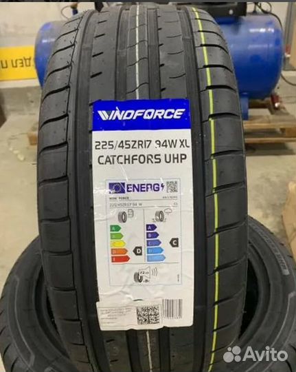 Windforce Catchfors UHP 225/45 R17 94W