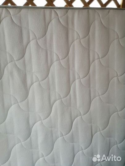 Кровать двухспальная 160на 180 с матрасом