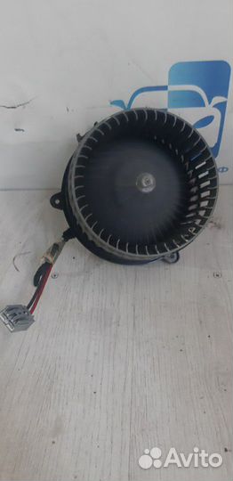 Моторчик печки Опель Мерива Б