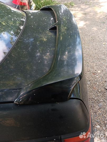 Спойлер на крышку багажника