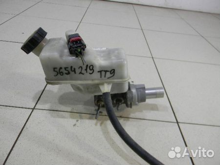 Цилиндр тормозной главный