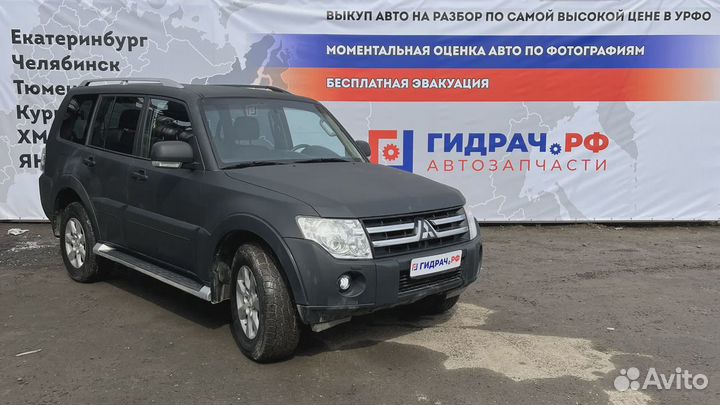 Порог со стойкой правый Mitsubishi Pajero (V90)