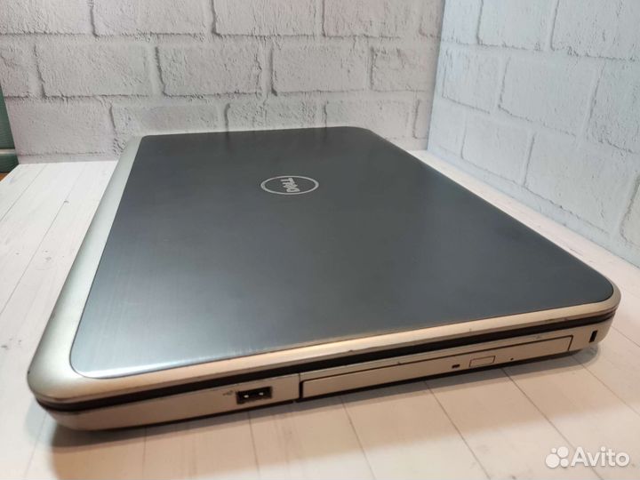 Ноутбук Dell 17.3 Core i5/Озу 8гб/R9 270x