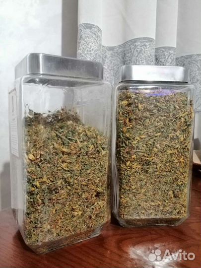 Стеклянные квадратные банки с крышками