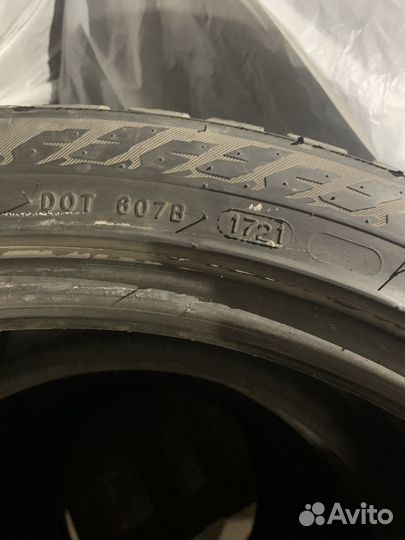 Nokian Tyres Hakkapeliitta 9 255/40 R19