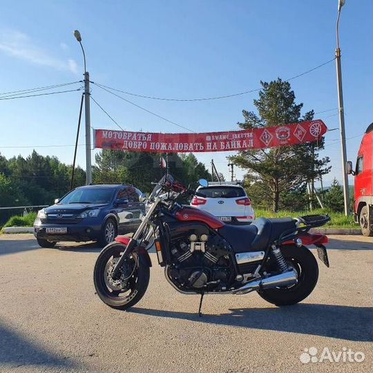 Yamaha V-Max 1200
