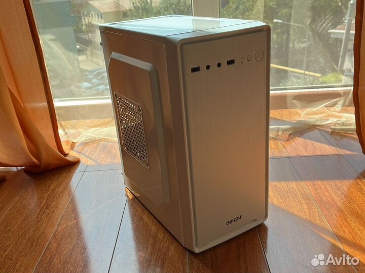 Корпус для пк белый