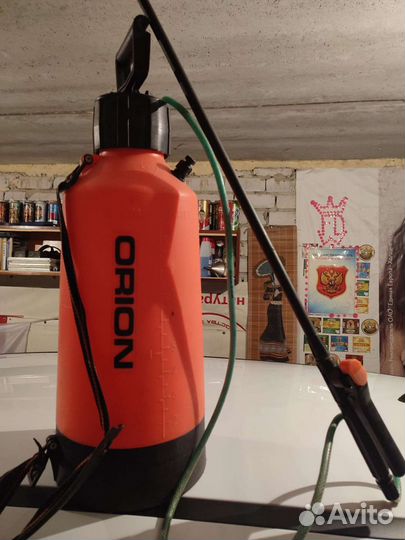 Опрыскиватель садовый ручной 10 литров