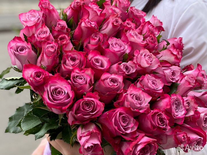 Розы 90р