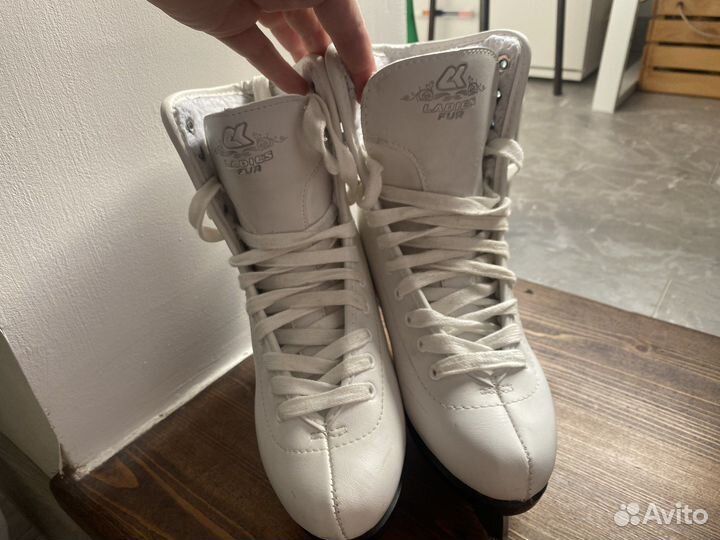 Коньки фигурные 35 размер