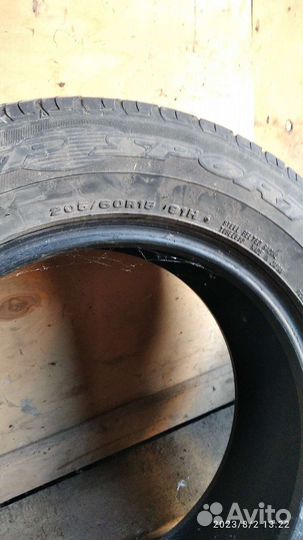 Dunlop SP Sport 300 205/60 R15