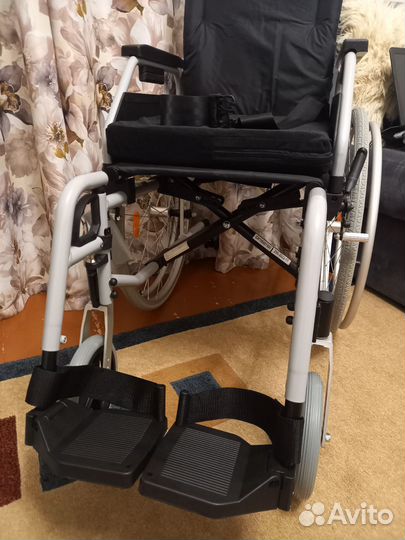 Инвалидная коляска новая