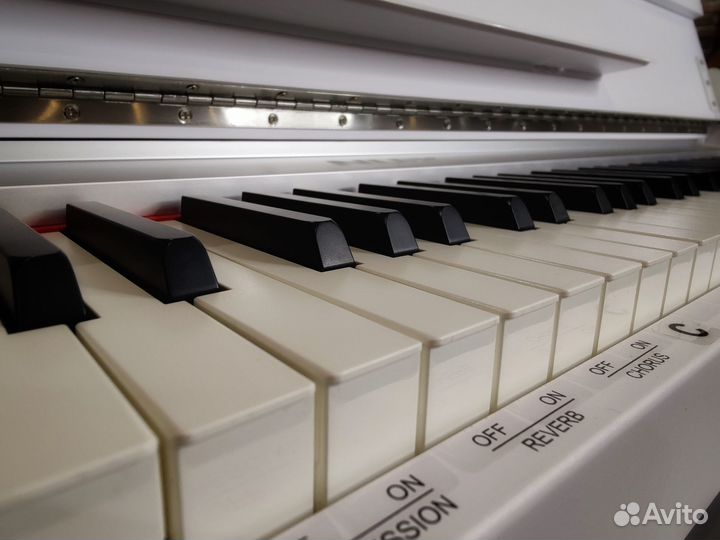 Белое Пианино с Крышкой для Муз школы + Банкетка