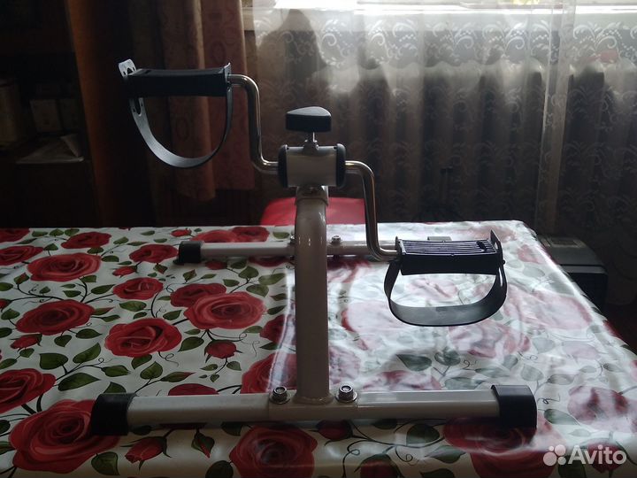 Домашний тренажер для ног и рук 