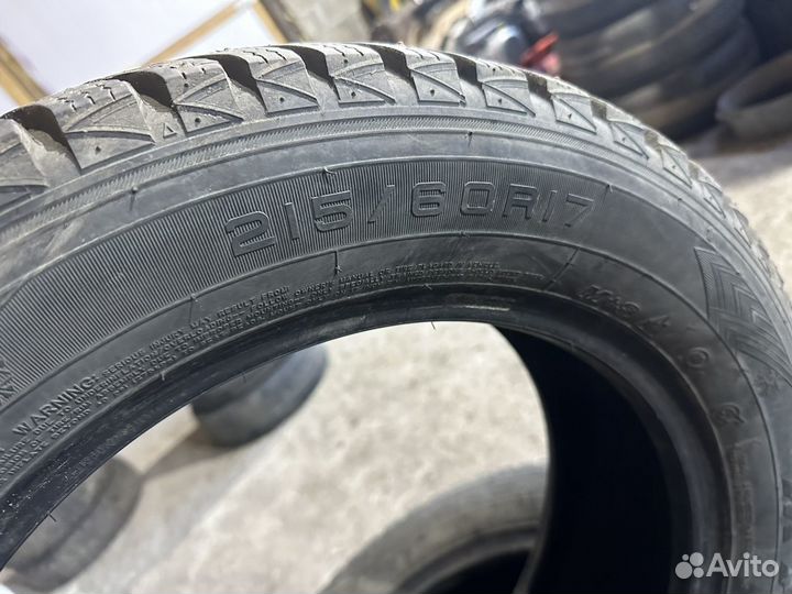 Maxxis Premitra Ice Nord NP5 215/60 R17