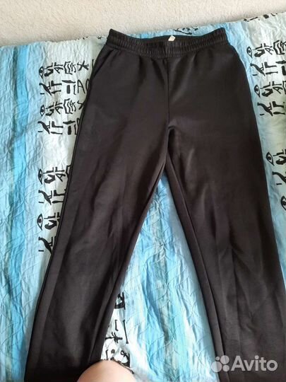 Отдам бесплатно женские вещи