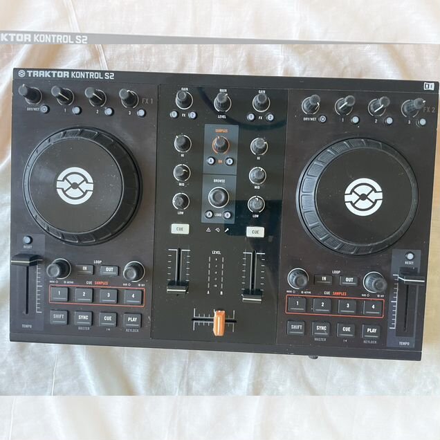 Traktor Kontrol S2 Mk1