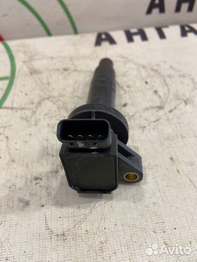 Катушка зажигания Toyota Avensis T25 1zzfe 2007