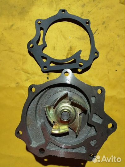 Насос водяной, помпа FAW 1041,1051 1307010-X03 S13