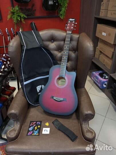 Акустическая гитара набор гитара+чехол+аксессуары