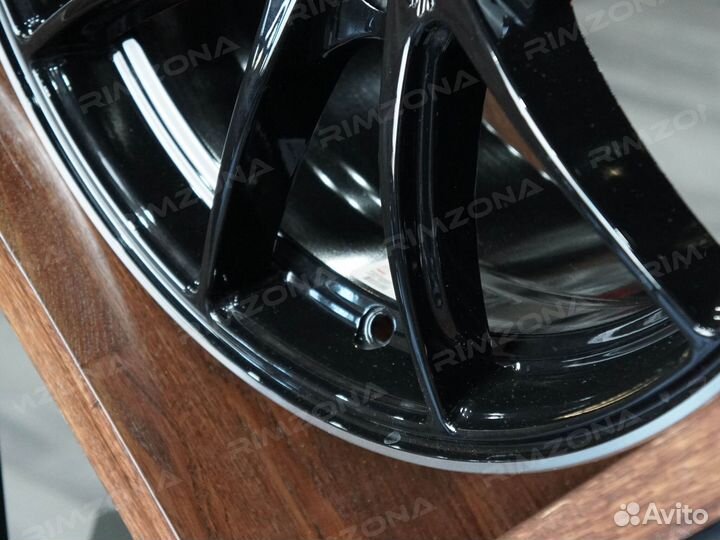 Литые диски koko R17 на Polo. Арт912