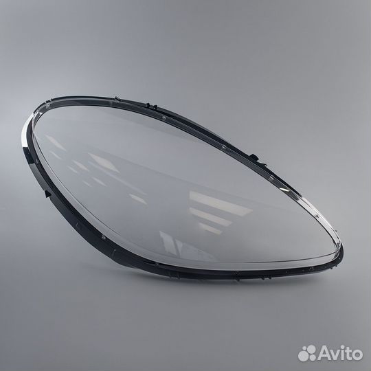 Стекло фары Porsche Macan 2018-2021 (правое)