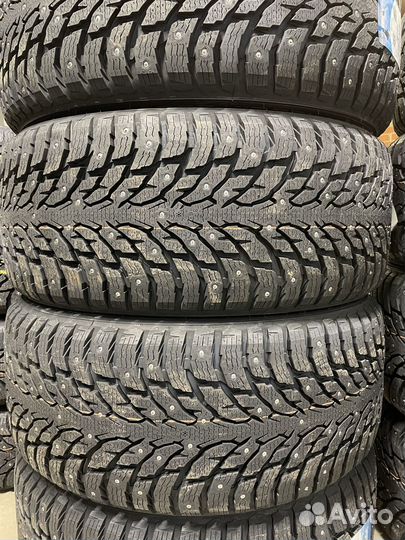 Nokian Tyres Hakkapeliitta 9 SUV 285/40 R21 109T