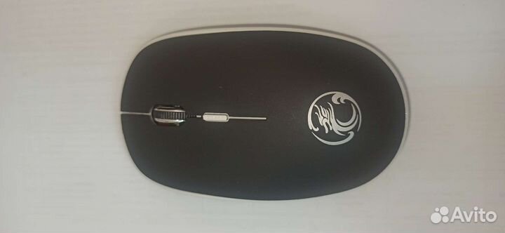 Мышка беспроводная с бесшумными кнопками
