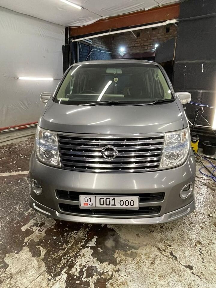 Nissan Elgrand: фото владельца