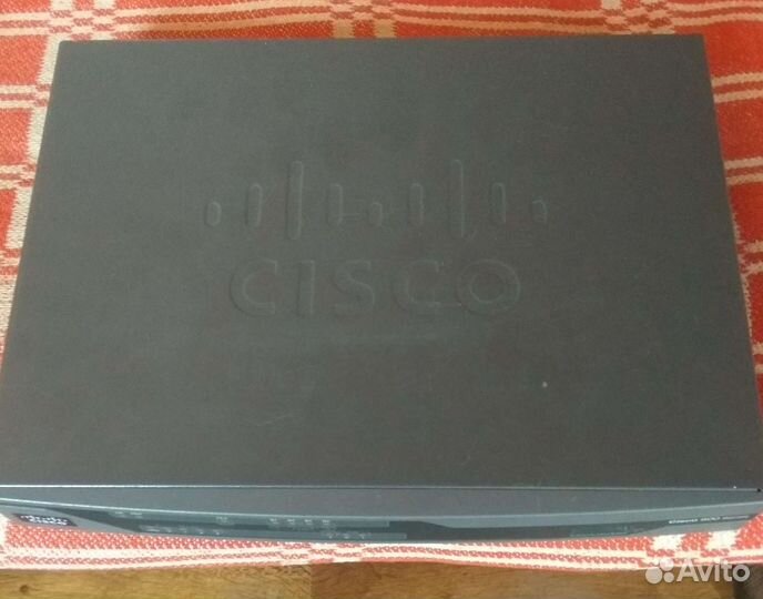 Маршрутизатор Cisco C881-V