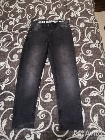 Джинсы для мальчика 146р-р