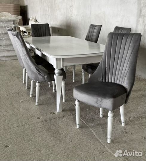 Комплект стол стулья