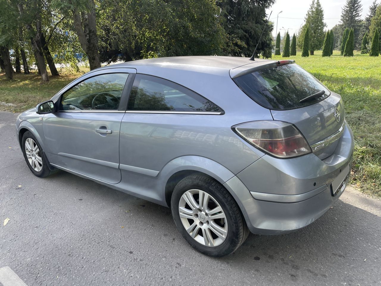 Opel Astra GTC: фото владельца