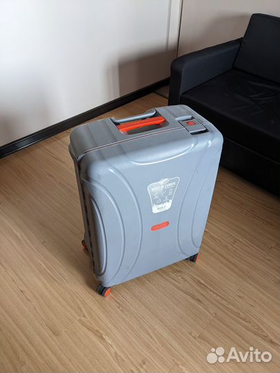 Чемодан american tourister m