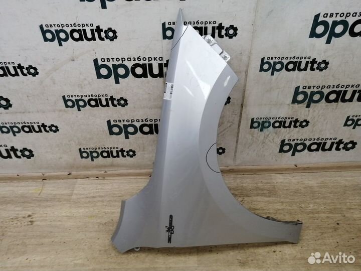 Крыло переднее правое 5JA821022C Skoda Rapid