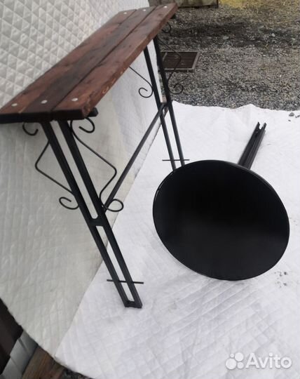 Ритуальные изделия кресты, лавочки, столики