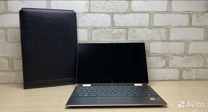 Ноутбук hp spectre x360