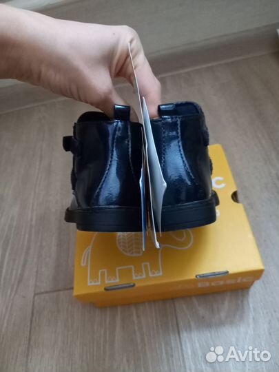 Ботинки для девочки новые 20 размер baby go