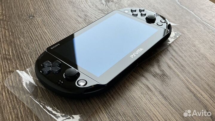 Ps Vita slim 1000+ игр Состояние Новые