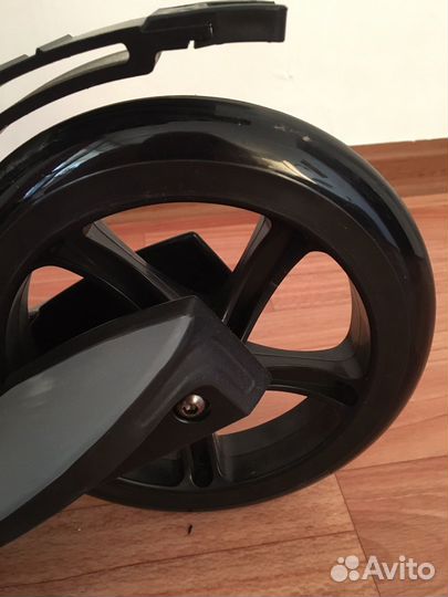 Самокат Globber ONE NL 205 для взрослых