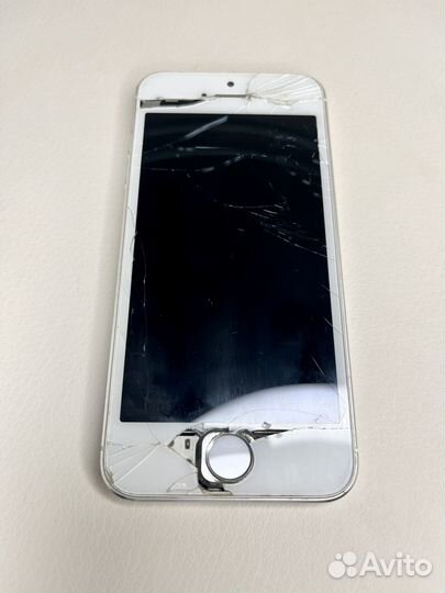 iPhone 5S, 64 ГБ