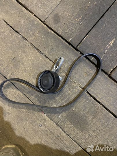 Натяжитель ремня кондиционера BMW N62