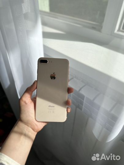 iPhone 8 Plus, 64 ГБ
