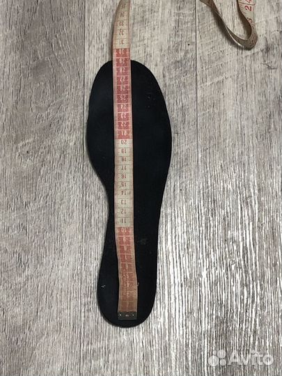 Вратарские хоккейные коньки