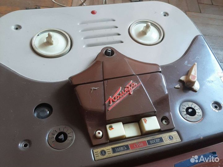Магнитофон Комета мг-201