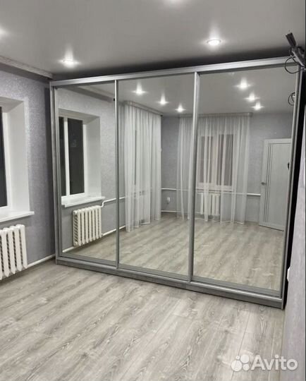 Шкаф Iridescent на заказ